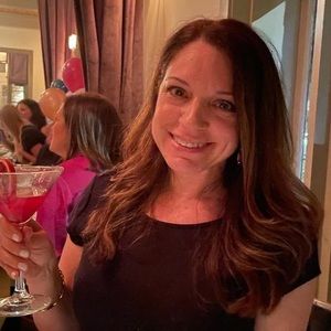 Meet your Posher, Gina